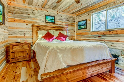 The Red Door Retreat image 13